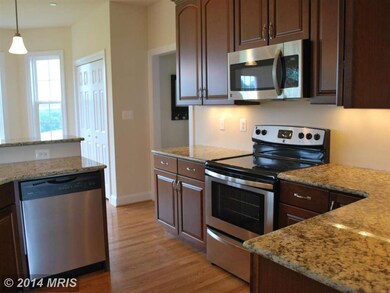 640 Diana Dr, Sykesville, MD 21784 - photo 2