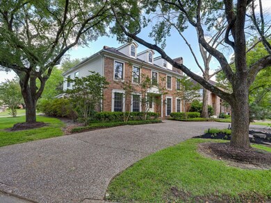 7 Hickory Shadows Dr, Houston, TX 77055 - photo 2