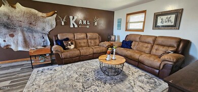 4204 Old Red Trail, Mandan, ND 58554 - photo 6
