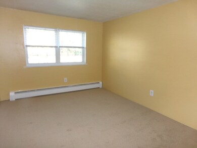 381 Hildreth St unit 208, Lowell, MA 01850 - photo 7