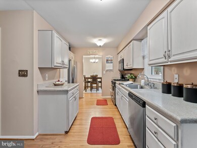 2164 Sooner Ct, Sykesville, MD 21784 - photo 7