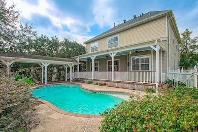 10 Navigation Ct, New Orleans, LA 70131 - photo 2