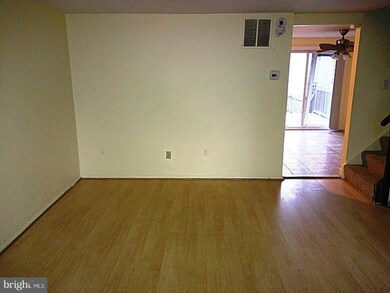 607 Glynlee Ct, Reisterstown, MD 21136 - photo 5