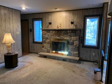 7529 Mountain Ln, Stroudsburg, PA 18360 - photo 6
