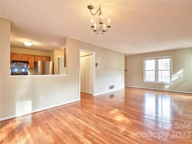 103 Meadow Lake Rd, Asheville, NC 28803 - photo 6