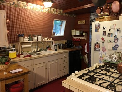 3491SElmKitchen