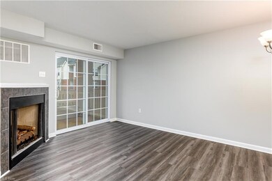 Chandlers Lane Condominiums unit 227, Olmsted Falls, OH 44138 - photo 7