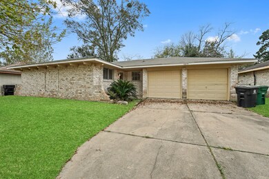1615 Hidden Valley Dr, Houston, TX 77088 - photo 2