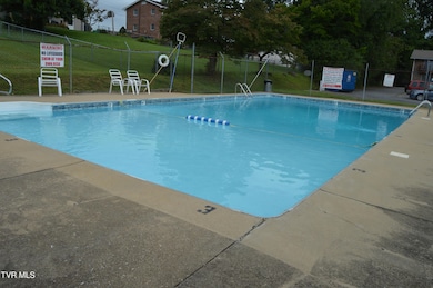 1805 King College Rd unit E6, Bristol, TN 37620 - photo 3