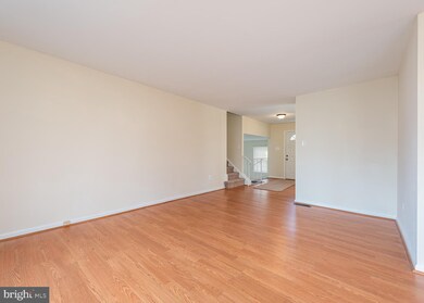 5047 Whetstone Rd, Columbia, MD 21044 - photo 4