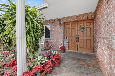 431 Vicksburg Terrace, Plantation, FL 33325 - photo 6