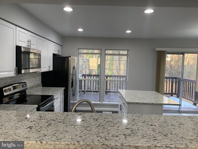 323 Hillside Terrace, Hyattsville, MD 20785 - photo 5