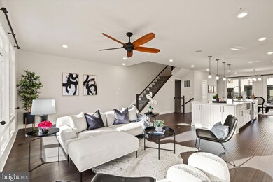 1701 Gray Shale Terrace SE, Leesburg, VA 20175 - photo 7