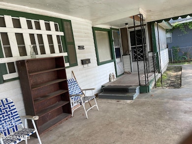 127 Delord St, Lafayette, LA 70501 - photo 2