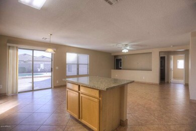 2165 E Longhorn Pl Chandler AZ-large-007