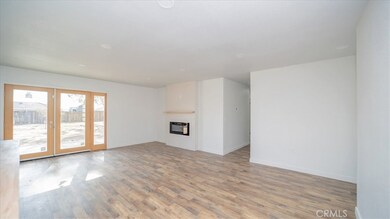 15025 La Brisa Rd, Victorville, CA 92392 - photo 7