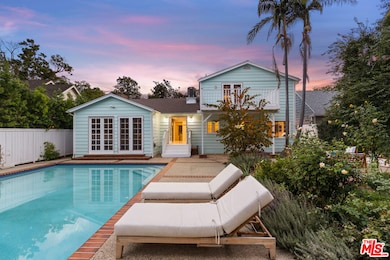 15435 Sutton St, Sherman Oaks, CA 91403 - photo 2