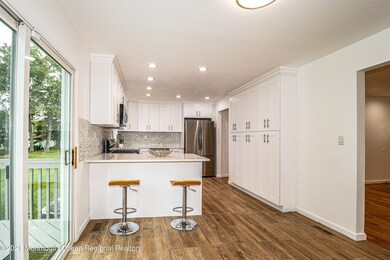 585 kitchen