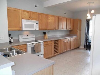Biggie size kitchen
