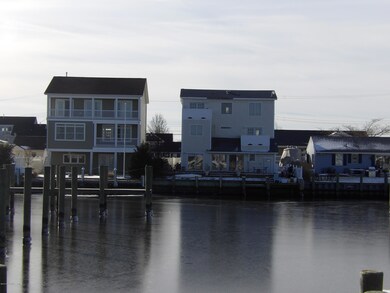 26 Cruiser Ct, Toms River, NJ 08753 - photo 3