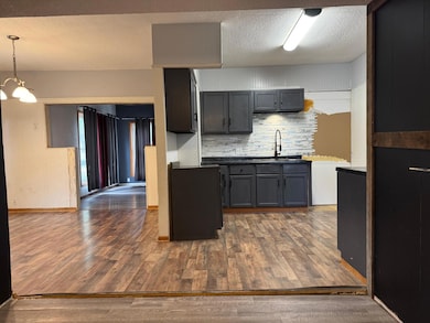 406 4th St, Rushmore, MN 56168 - photo 4