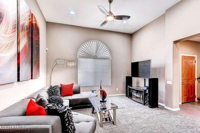 3668 E Zachary Drive Phoenix-small-006-L