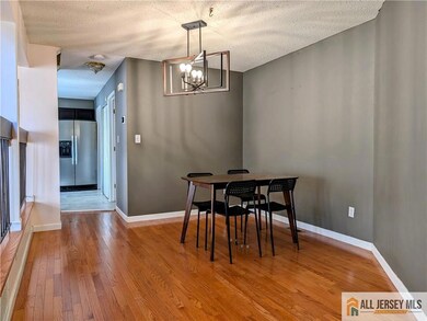 20 Cotoneaster Ct, Monmouth Junction, NJ 08852 - photo 5