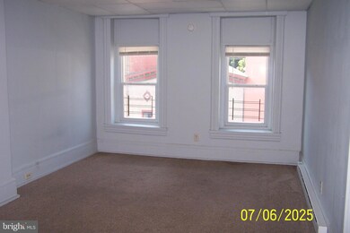 40 42 W Broad St, Tamaqua, PA 18252 - photo 5