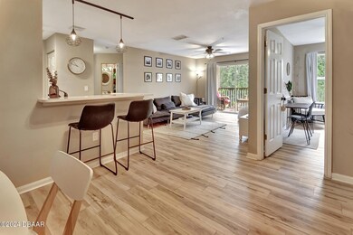 2-Living-Room-Area