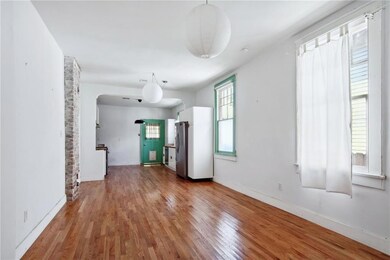 1410 owner unit dining/kitchen