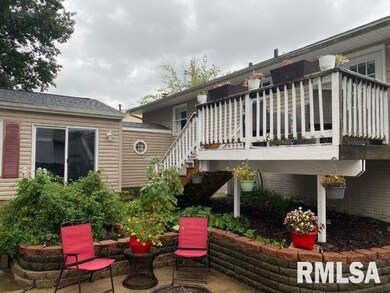 1409 Calvin St, Davenport, IA 52804 - photo 3