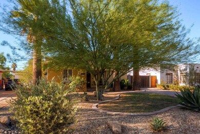1314 E Hubbell St Phoenix AZ-large-002-E