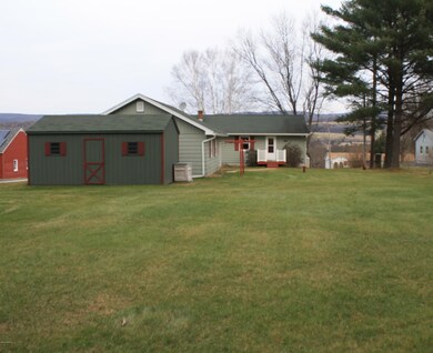 129 Alger St, Adams, MA 01220 - photo 4