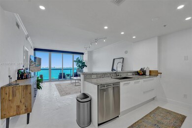 Blue unit 811, Miami, FL 33137 - photo 2