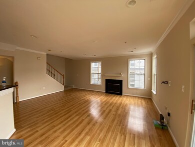 13057 Marcey Creek Rd unit 13057, Herndon, VA 20171 - photo 4