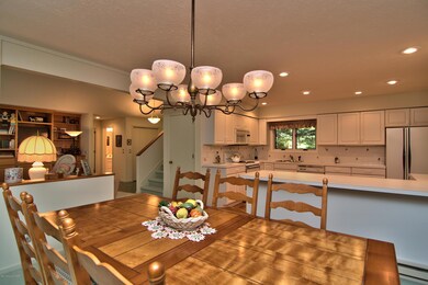 110 Blue Spruce Crescent, Pocono Pines, PA 18350 - photo 6