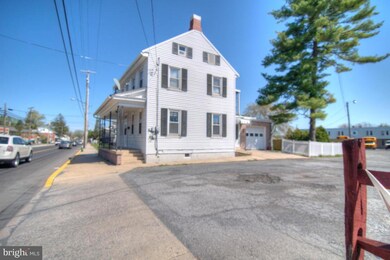 332 E Main St, New Holland, PA 17557 - photo 3