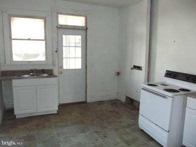 41 S Church St unit 43, Keyser, WV 26726 - photo 4