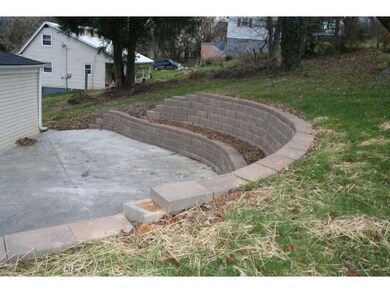 135 Wichita St, Johnson City, TN 37601 - photo 6