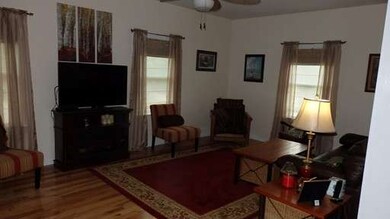 489 Market Hill Rd, Amherst, MA 01002 - photo 7