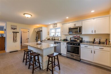 29 Acre St, Bennington, NH 03442 - photo 6