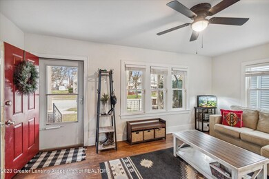 07-713-N-Hayford-Ave-Lansing-MI-48912-Wi