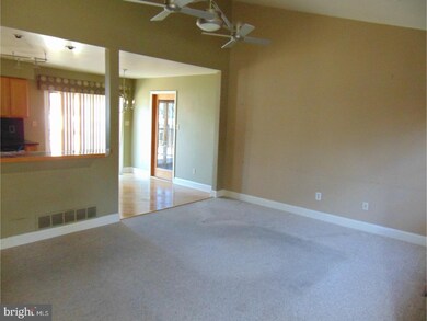 21 Madison Ave, Berlin, NJ 08009 - photo 4