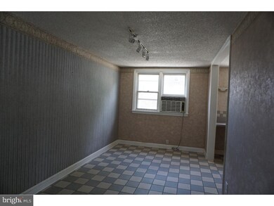 354 Westpark Ln, Clifton Heights, PA 19018 - photo 3