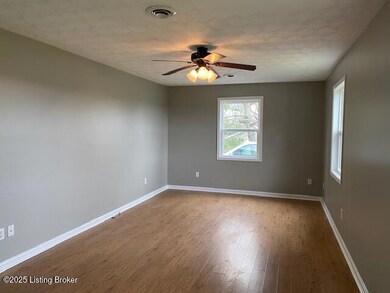 5 - 140 Highview Lane