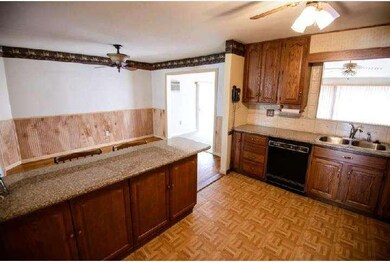 240 Woodlawn Dr, Lansdale, PA 19446 - photo 6