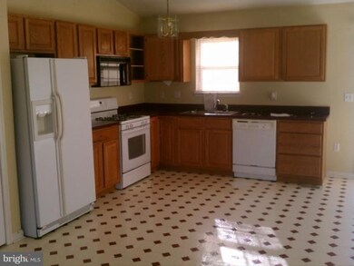 14 Mercedes Dr, Martinsburg, WV 25404 - photo 4