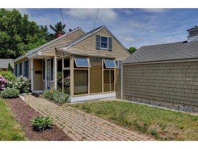 10 Berkshire Rd, Nashua, NH 03064 - photo 2
