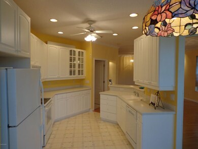 4255 Kitchen from Nook 2