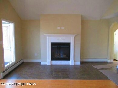 96 Fernwood Dr, East Stroudsburg, PA 18302 - photo 4